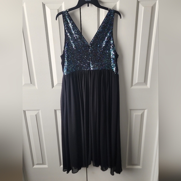 Torrid Size 14 Mid Length Sequin Party Dress Prom Wedding Guest Homecoming - Picture 2 of 4